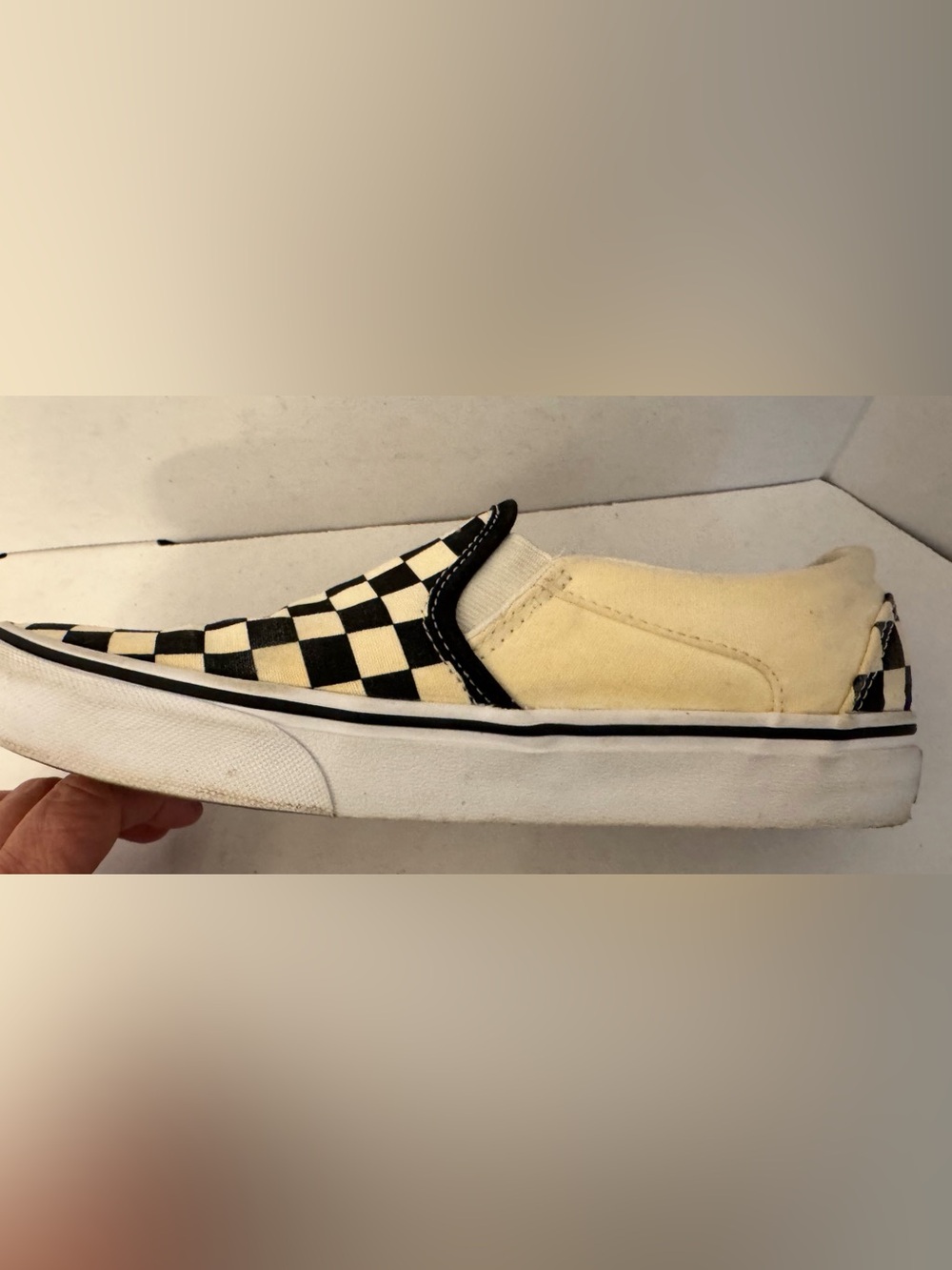 Vans Classic Slip-On Black & Cream Checkerboard Sneakers Size [SIZE 8 women-] - Picture 3 of 9